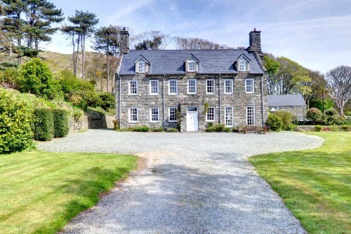 Country House for Rent in Wales